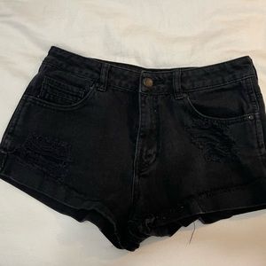Kendall & Kyle branded at pacsun black jean shorts size 26